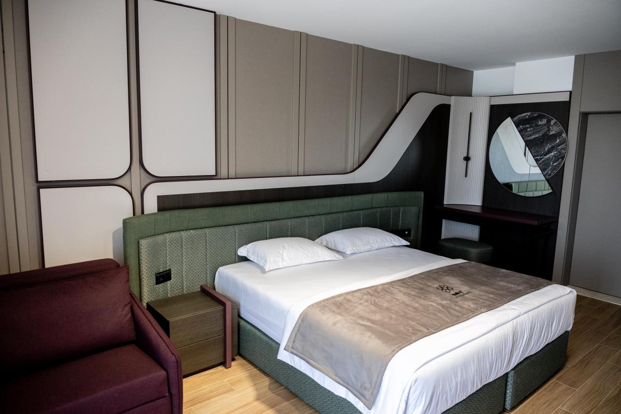 Bolt Boutique Hotel Lezhë Dış mekan fotoğraf