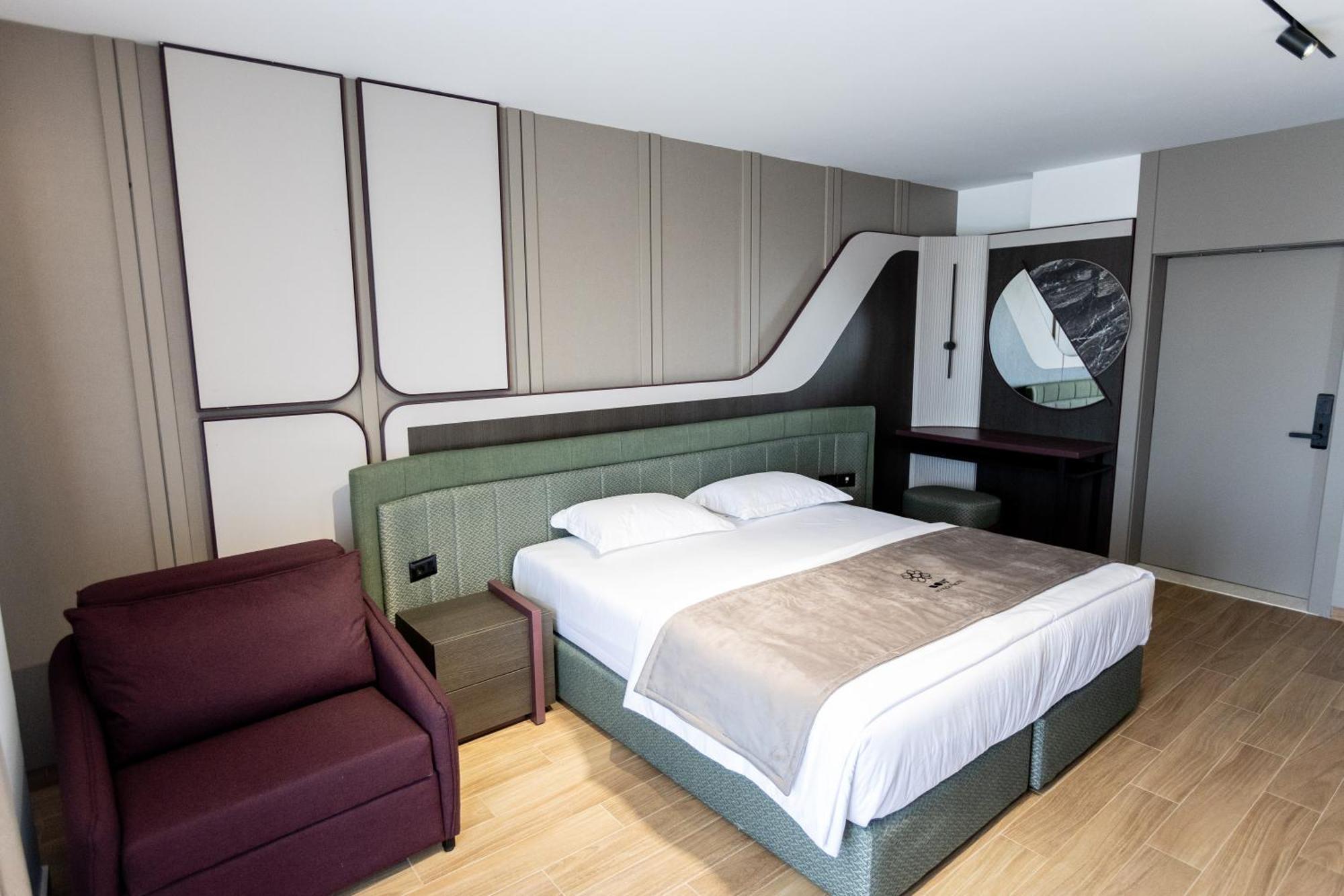 Bolt Boutique Hotel Lezhë Dış mekan fotoğraf