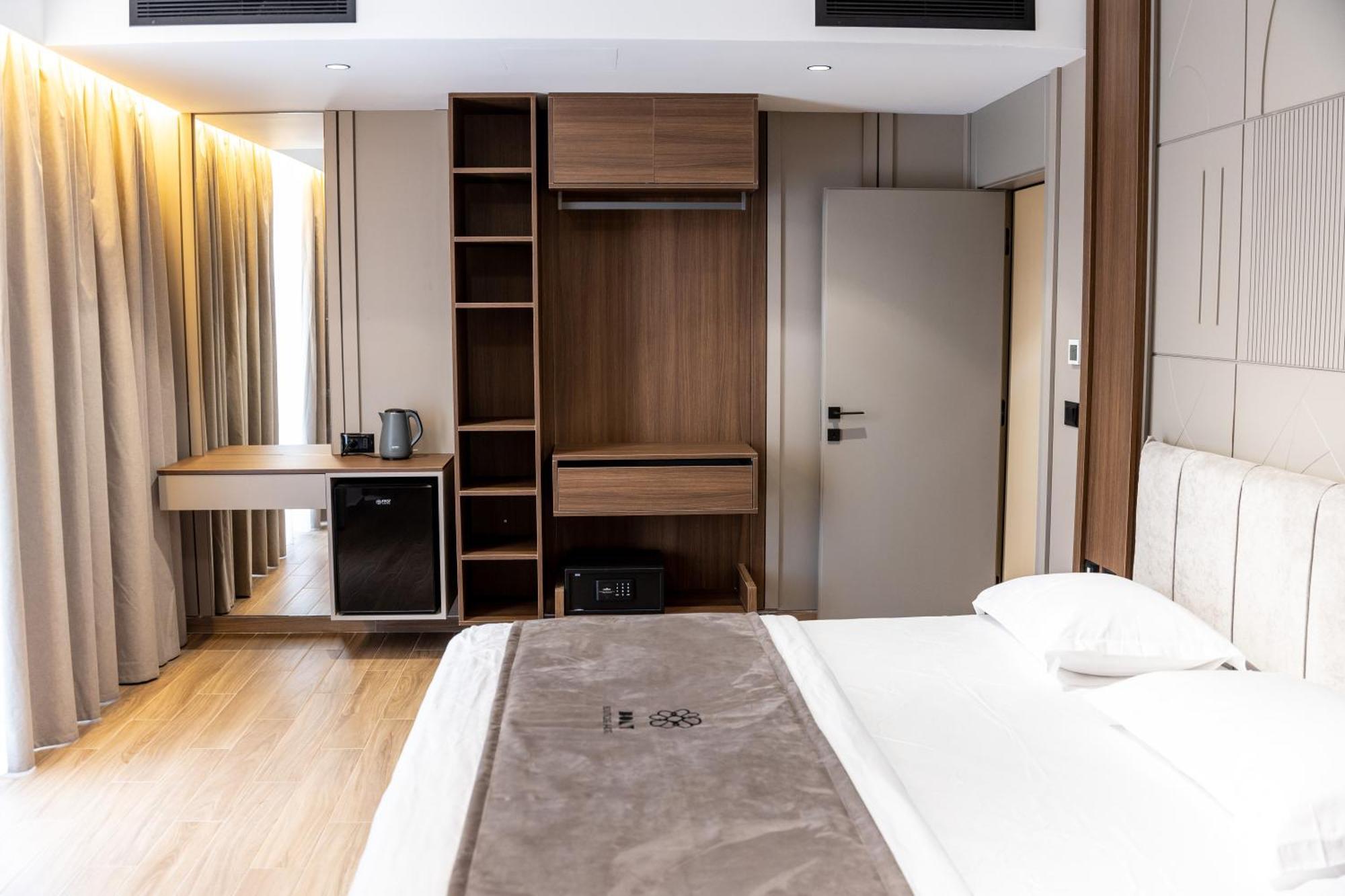 Bolt Boutique Hotel Lezhë Dış mekan fotoğraf