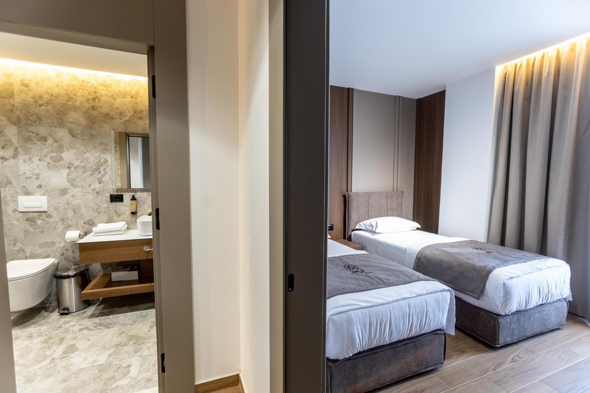 Bolt Boutique Hotel Lezhë Dış mekan fotoğraf