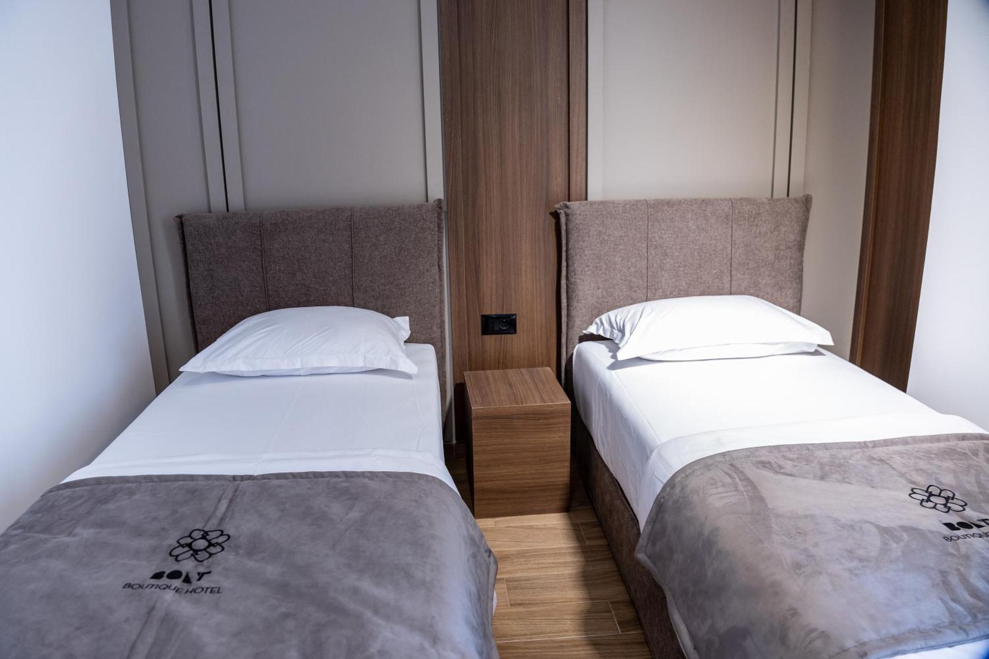 Bolt Boutique Hotel Lezhë Dış mekan fotoğraf